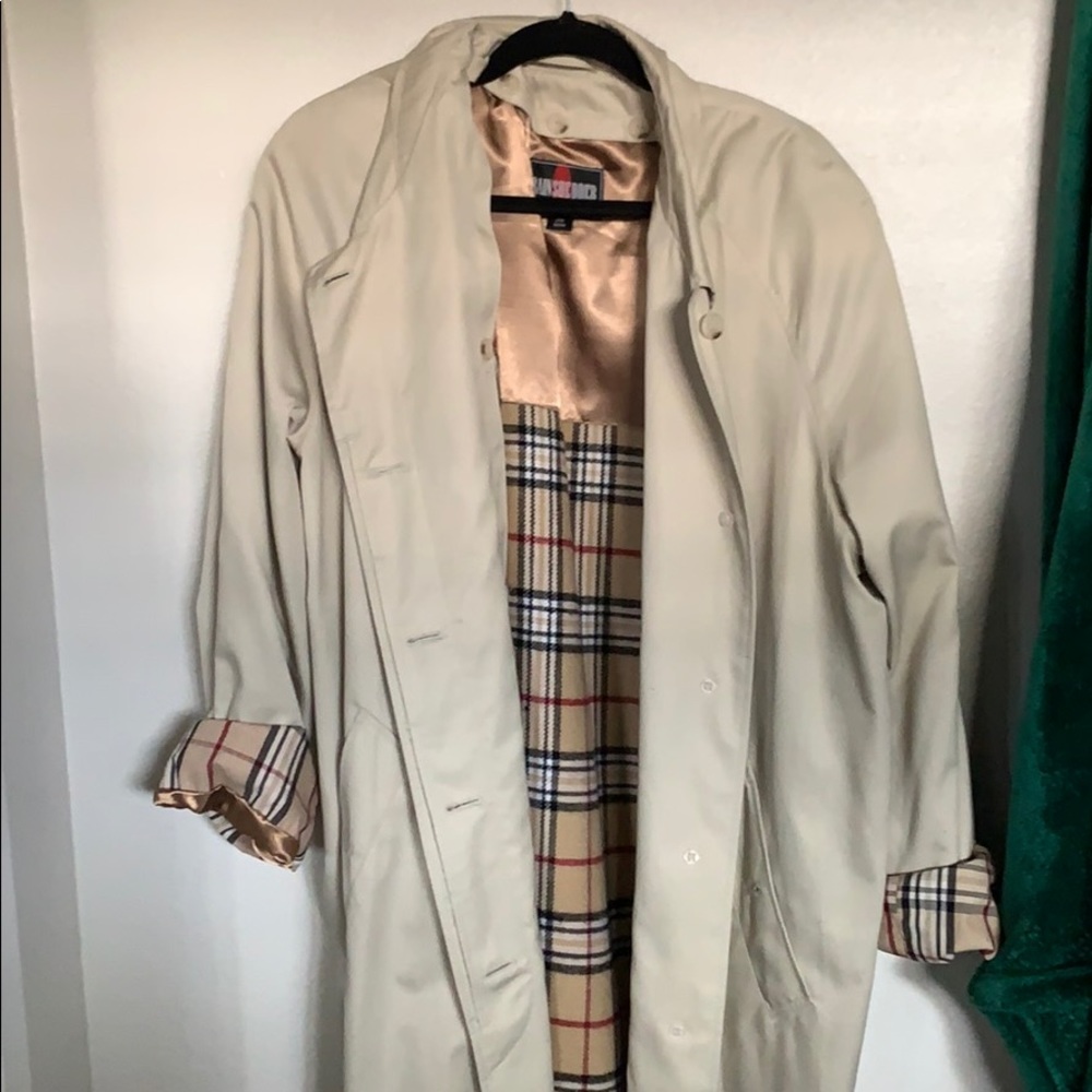 Rainshredder Vintage Trench Coat